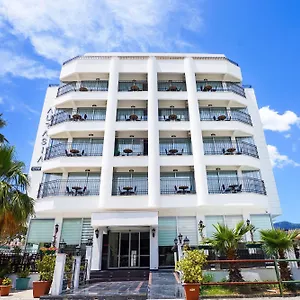 https://sunflower-hotel.aegeanhotels.net